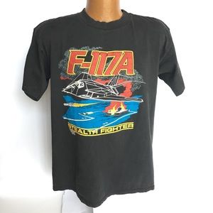 Vintage 1989 F-117A Stealth Fighter 2 side Size L
